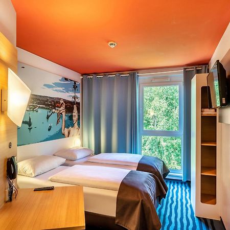 B&B Hotel Konstanz Bagian luar foto
