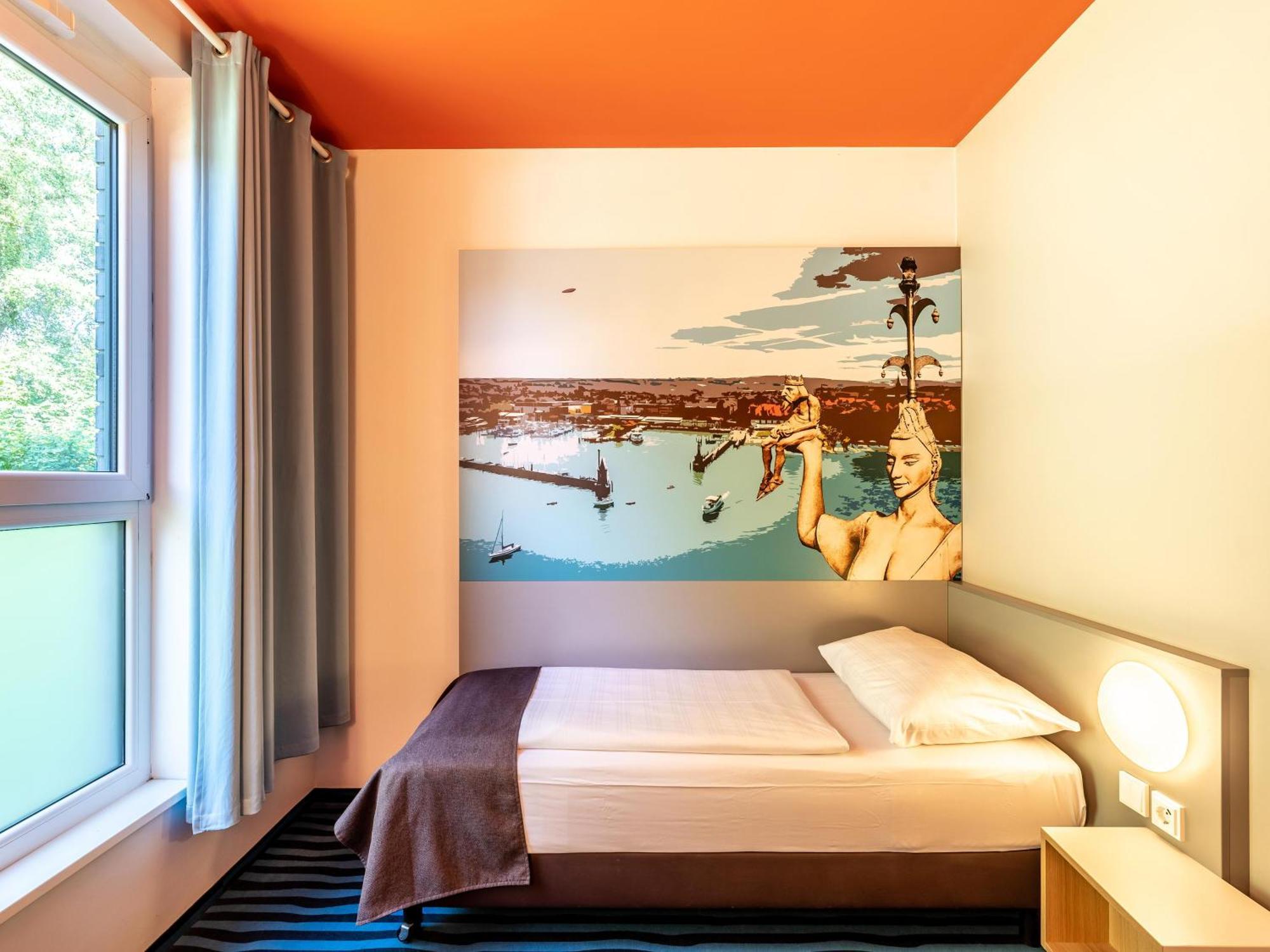B&B Hotel Konstanz Bagian luar foto